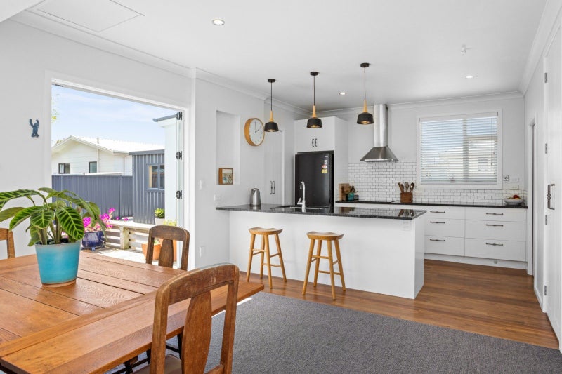 912 Clive Street, Akina, Hastings - Carousel 1