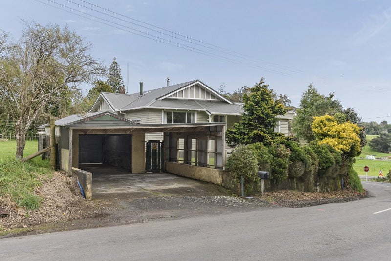 8 Hydro Road, Burgess Park, New Plymouth - Carousel 2