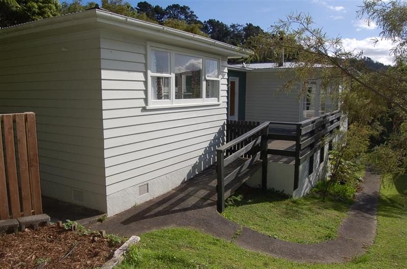 101 Manuka Street, Stokes Valley, Lower Hutt - Carousel 1