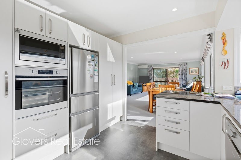 2/169 Titirangi Road, New Lynn, Auckland - Carousel 2