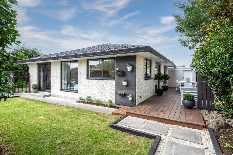 1/48 Jeffreys Road, Fendalton, Christchurch - Carousel 1