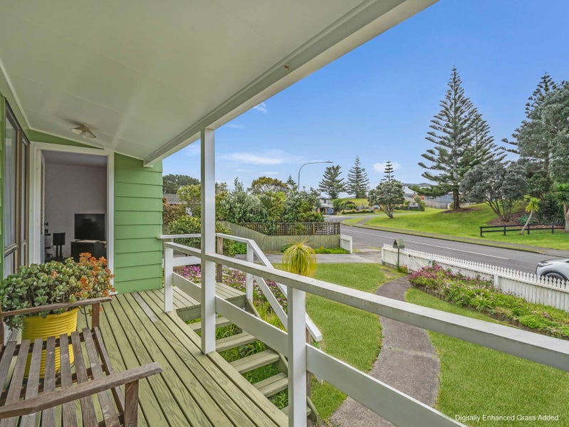4 Landscape Road, Coastlands, Whakatane - Carousel 2