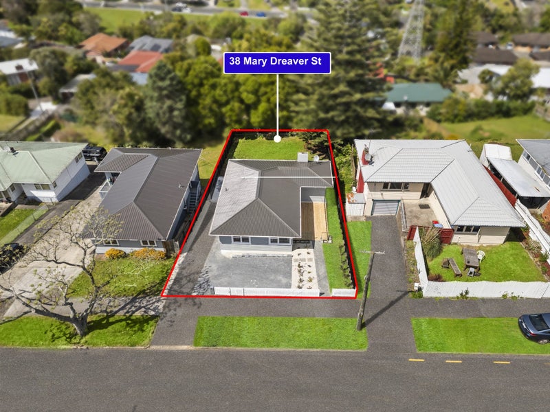 38 Mary Dreaver Street, New Windsor, Auckland - Carousel 2