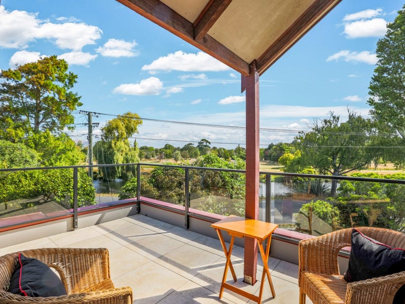 60 Dallington Terrace, Dallington, Christchurch - Carousel 1