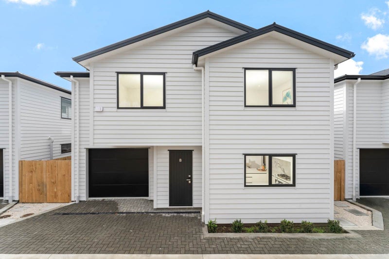 74B Riverpark Crescent, Henderson, Auckland - Carousel 2