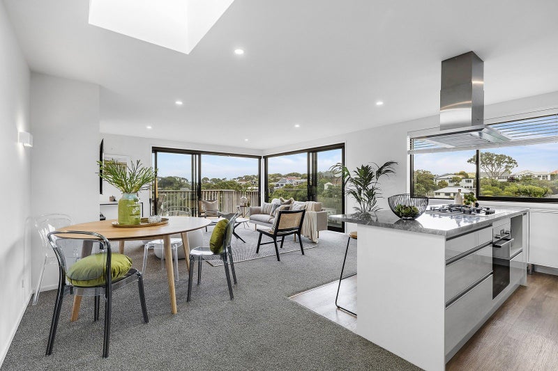 34 Delhi Crescent, Khandallah, Wellington - Carousel 2