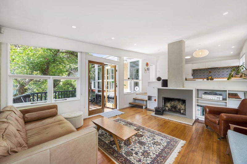 10 Borlase Street, Brooklyn, Wellington - Carousel 2