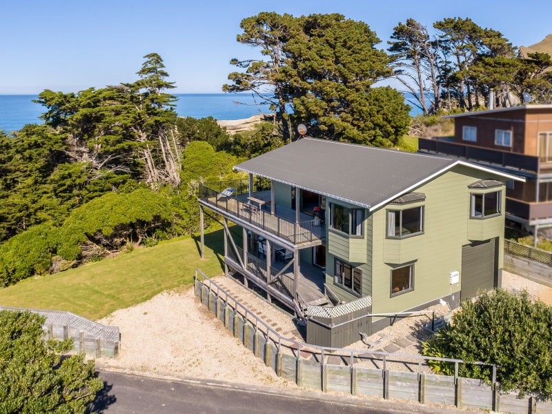 48 Balfour Crescent, Castlepoint, Tīnui - Carousel 2
