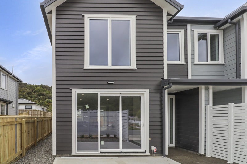 57 Te Ara o Puakawe, Wainuiomata, Lower Hutt - Carousel 1