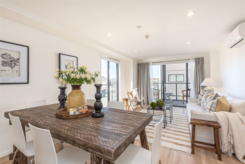 202/194 Worcester Street, Christchurch Central, Christchurch - Carousel 2