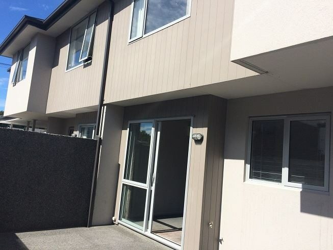 55D Brockworth Place, Riccarton, Christchurch - Carousel 2