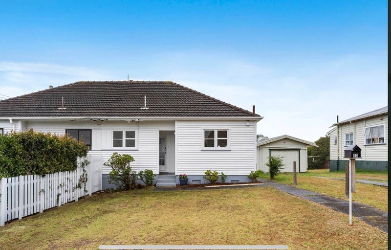 13 Alverston Street, Waterview, Auckland - Carousel 1