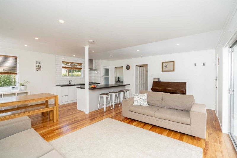 16 Sadler Street, Fairview Downs, Hamilton - Carousel 2