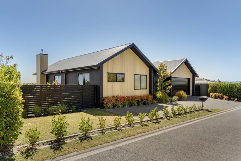 4 RABY LANE, Pyes Pa, Tauranga - Carousel 1