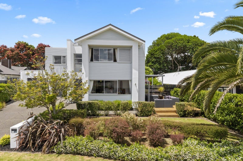 11 Ridge View Crescent, Pukekohe, Pukekohe - Carousel 1