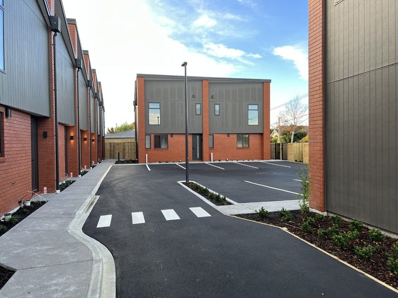 11/206 Geraldine Street, Edgeware, Christchurch - Carousel 1