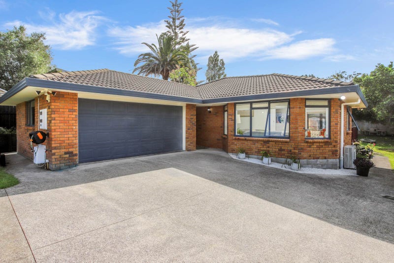 146 Lynwood Road, New Lynn, Auckland - Carousel 2