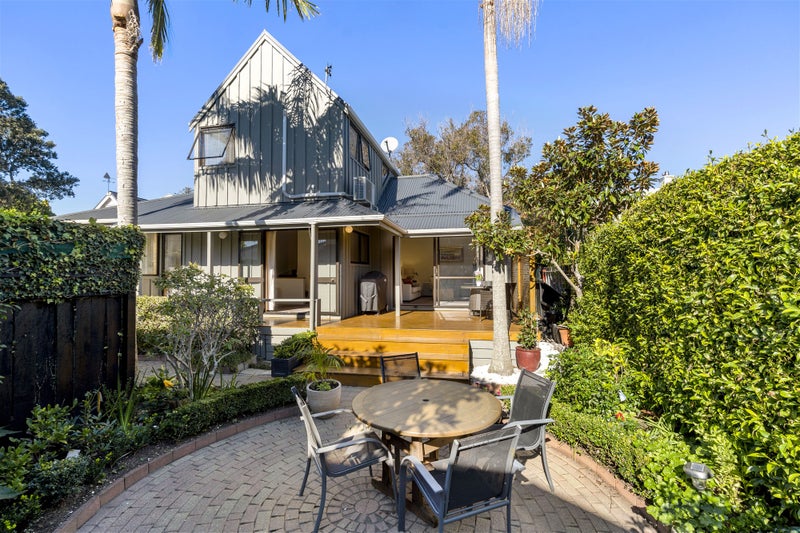 1/24 Aramoana Avenue, Devonport, Auckland - Carousel 2