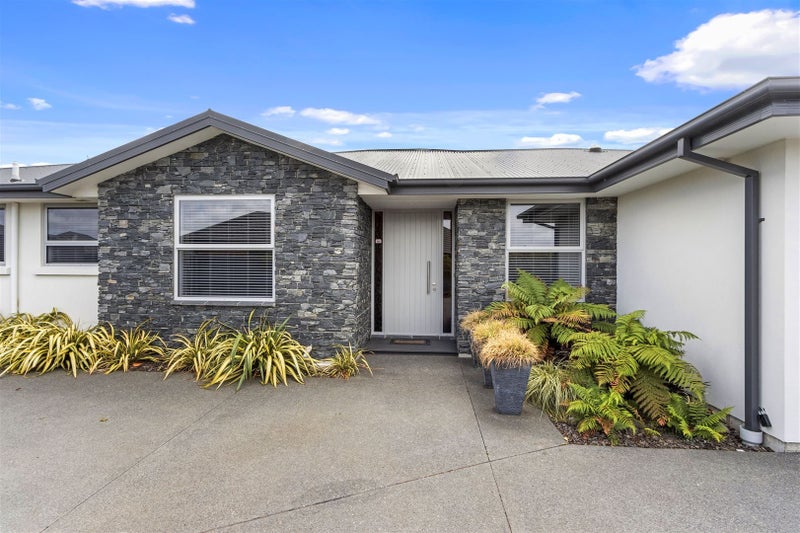 7 Cole Porter Avenue, Mairehau, Christchurch - Carousel 1