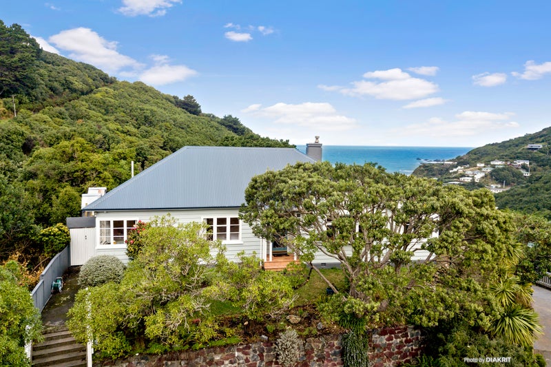 54C Hungerford Road, Houghton Bay, Wellington - Carousel 1