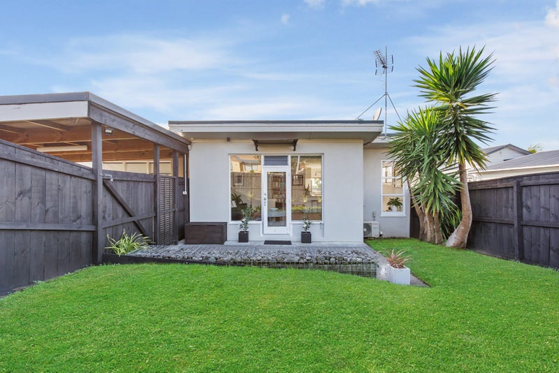 40 Nelson Street, Howick, Auckland - Carousel 1