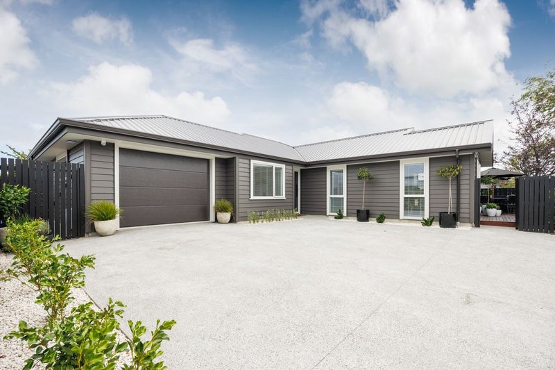 15 Samuel Place, Terrace End, Palmerston North - Carousel 21