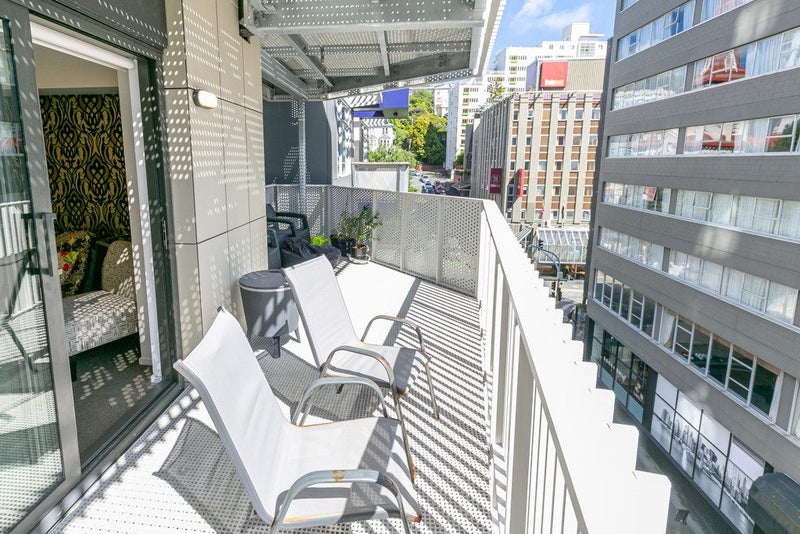 501/111 Dixon Street, Te Aro, Wellington - Carousel 2