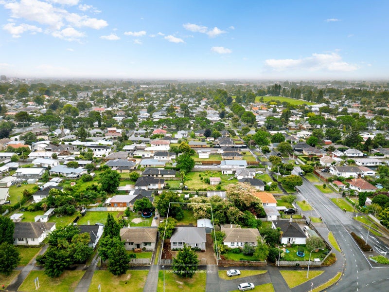 155 Cobham Drive, Hamilton East, Hamilton - Carousel 2