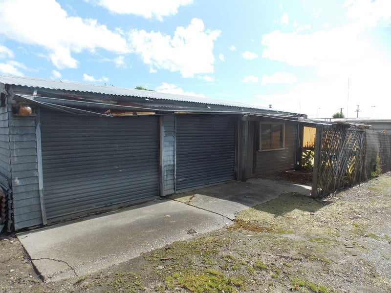 6 Dixons Line, Bunnythorpe, Palmerston North - Carousel 33