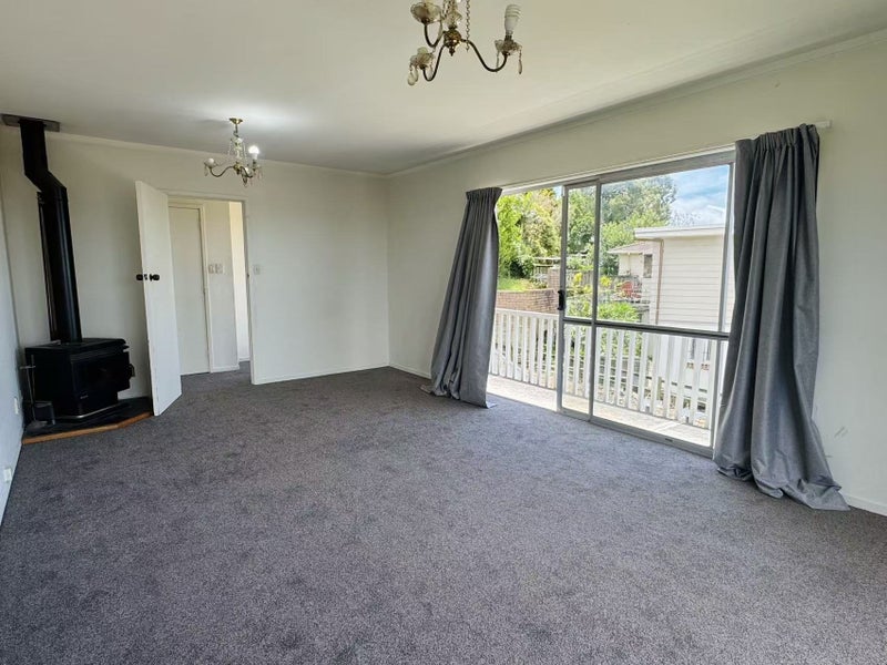 9 Cotton Street, Saint Johns, Auckland - Carousel 1