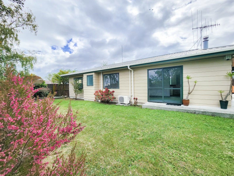 2 Lydia Place, Kelvin Grove, Palmerston North - Carousel 15
