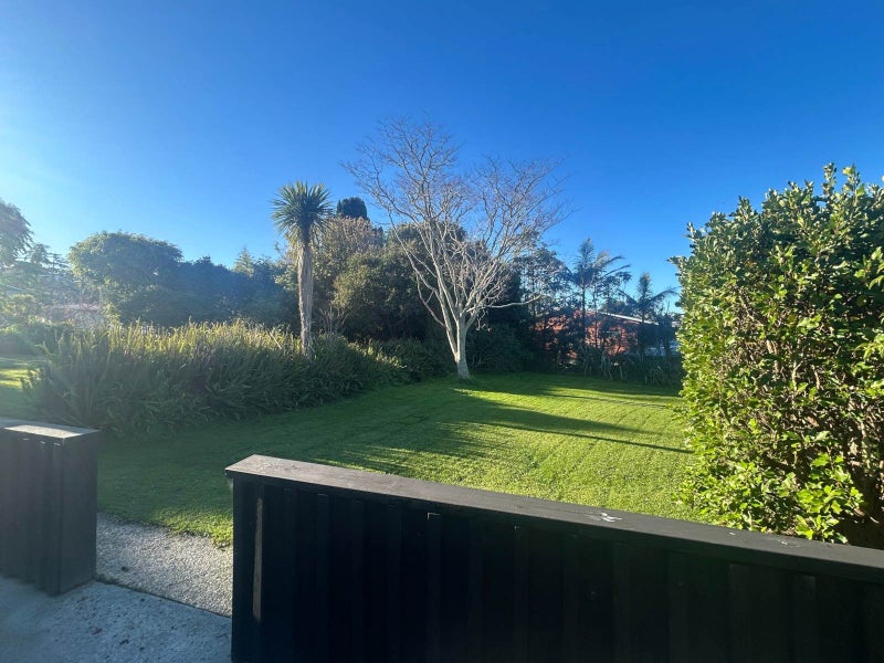 3/19 Montana Avenue, Murrays Bay, Auckland - Carousel 2