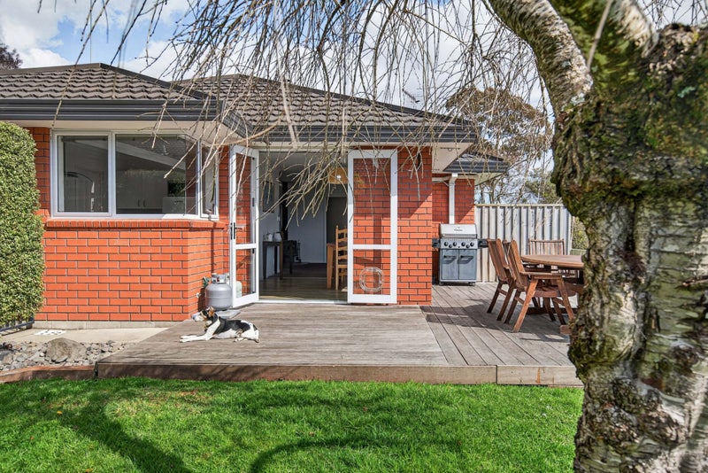 9 Meadowviews Drive, Welcome Bay, Tauranga - Carousel 2