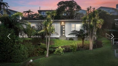 6 Bellringer Crescent, Newlands, Wellington - Carousel 1