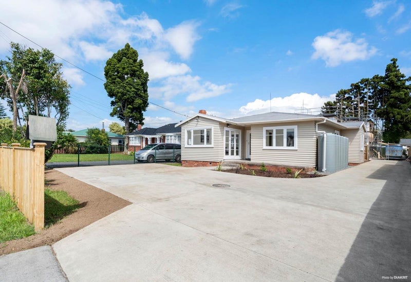 22 Rathgar Road, Henderson, Auckland - Carousel 11
