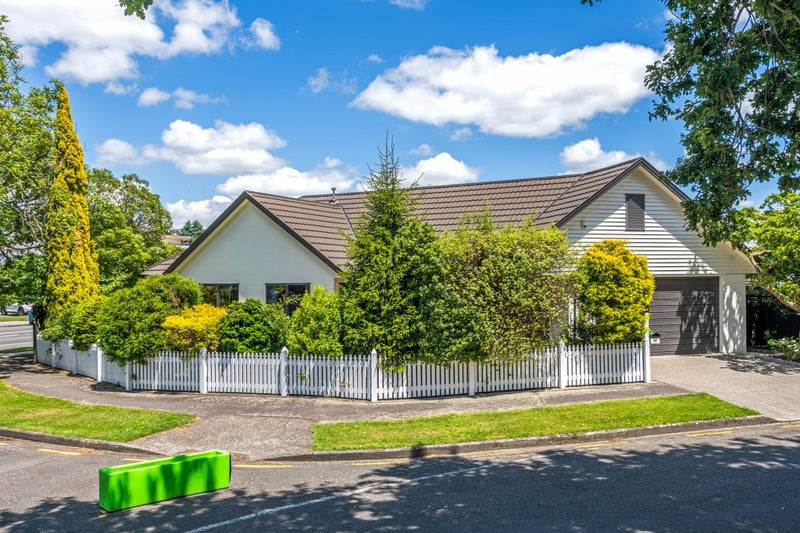 67 Park Road, West End, Palmerston North - Carousel 1