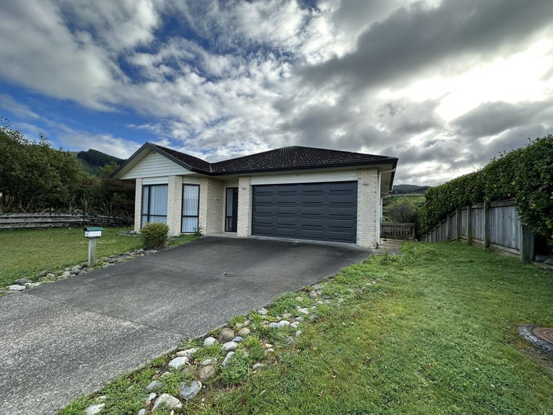 89 Kirton Drive, Riverstone Terraces, Upper Hutt - Carousel 11