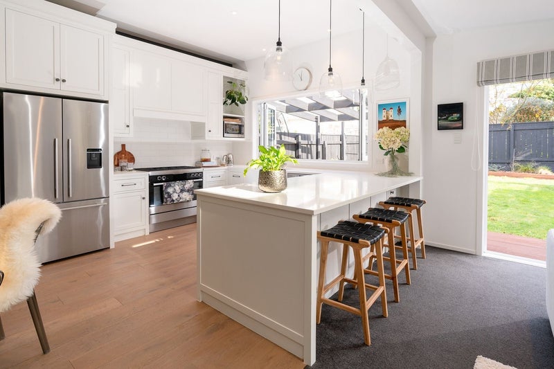 56 Derwent Street, Island Bay, Wellington - Carousel 2