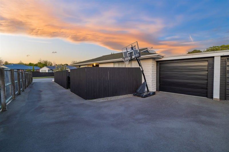 1/96 Perry Street, Papanui, Christchurch - Carousel 14