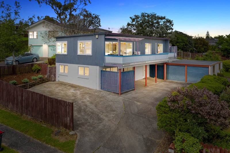 3 Cobana Place, Pakuranga Heights, Auckland - Carousel 1