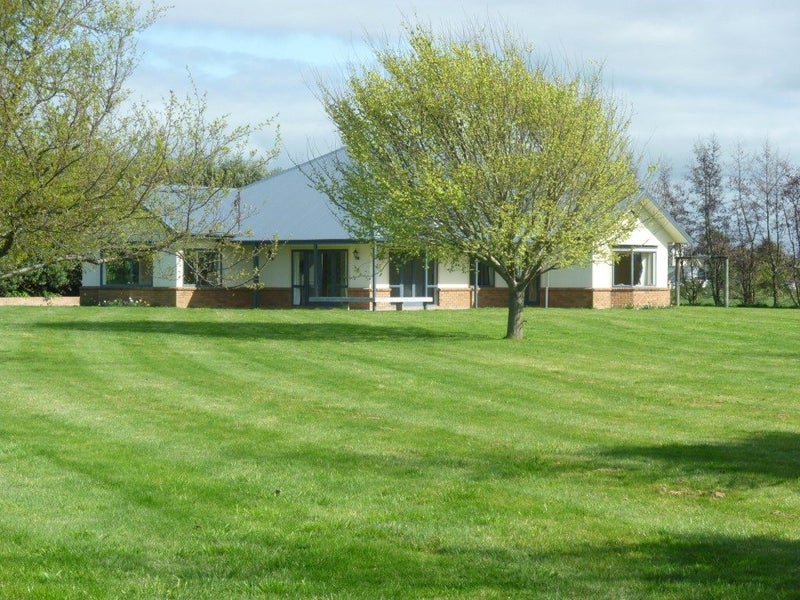 609 Rangitikei Line, Cloverlea, Palmerston North - Carousel 9