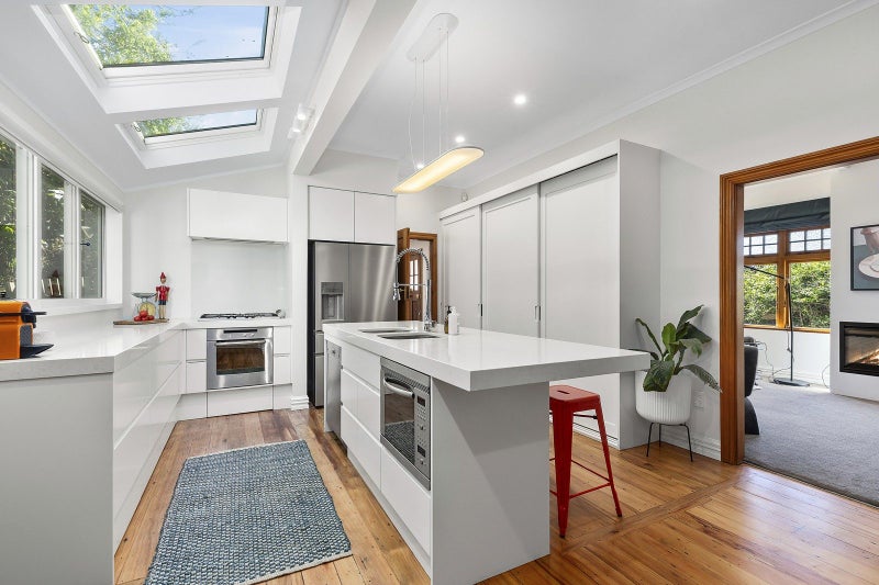 57 Garden Road, Northland, Wellington - Carousel 2