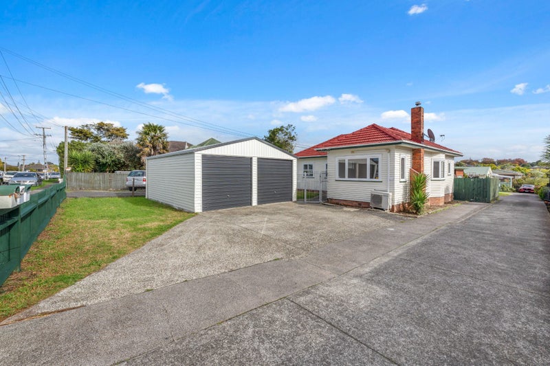 33 Earlsworth Road, Mangere East, Auckland - Carousel 2