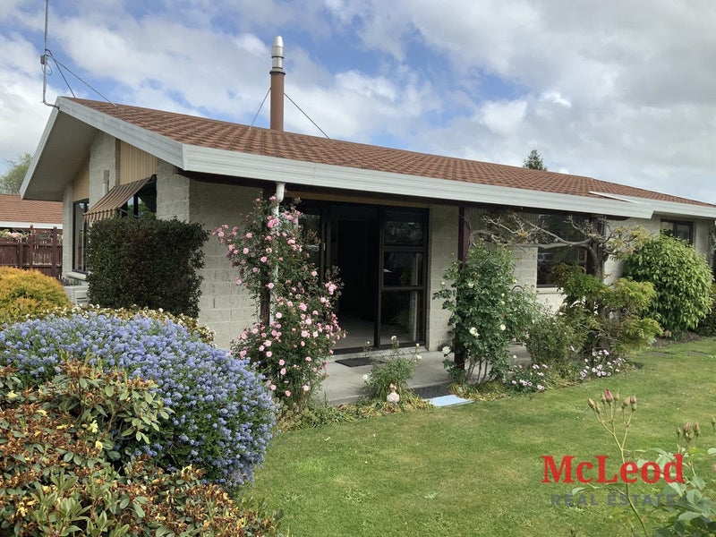 17 Woodham Drive, Allenton, Ashburton - Carousel 2