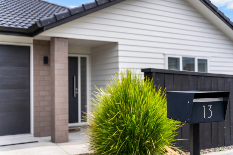13 Barrels Close, Kumeu - Carousel 1