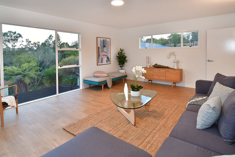 1/11 Coronation Road, Hillcrest, Auckland - Carousel 2