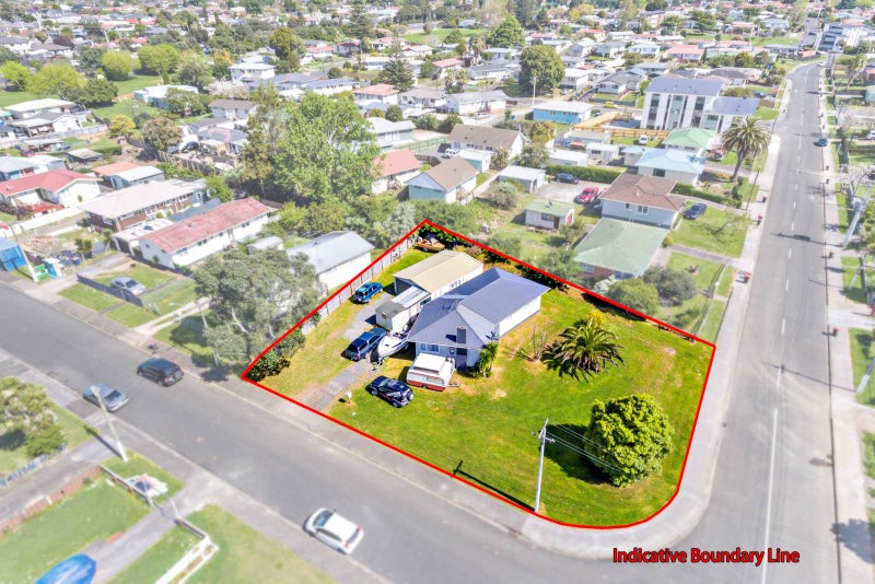 1 Cooper Crescent, Otara, Auckland - Carousel 1