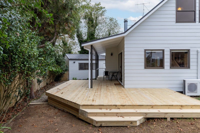 3 Exeter Street, Glenview, Hamilton - Carousel 1