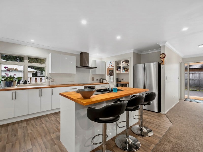 2 Himalayan Close, Judea, Tauranga - Carousel 1