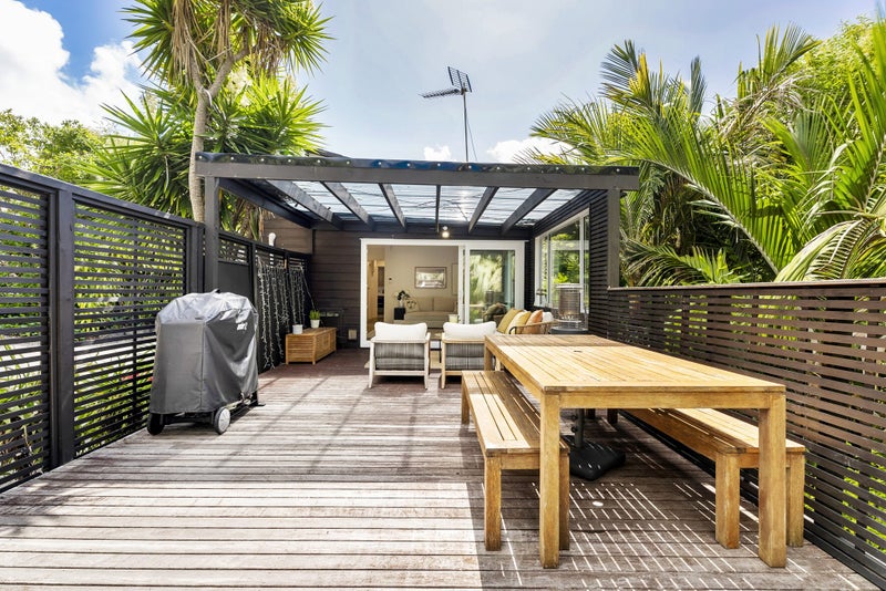 58B Fife Street, Westmere, Auckland - Carousel 1